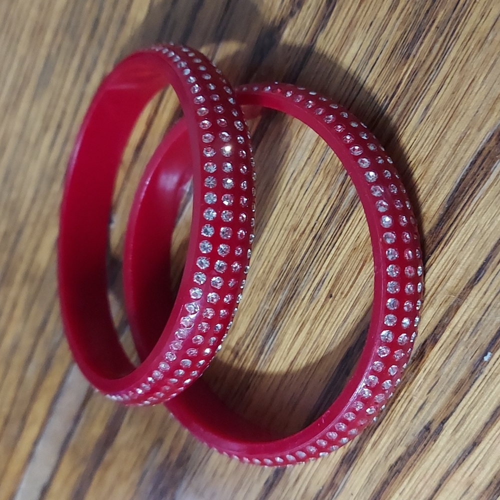 🤍 Vintage Red Lucite & Rhinestone Bangle Bracelets
